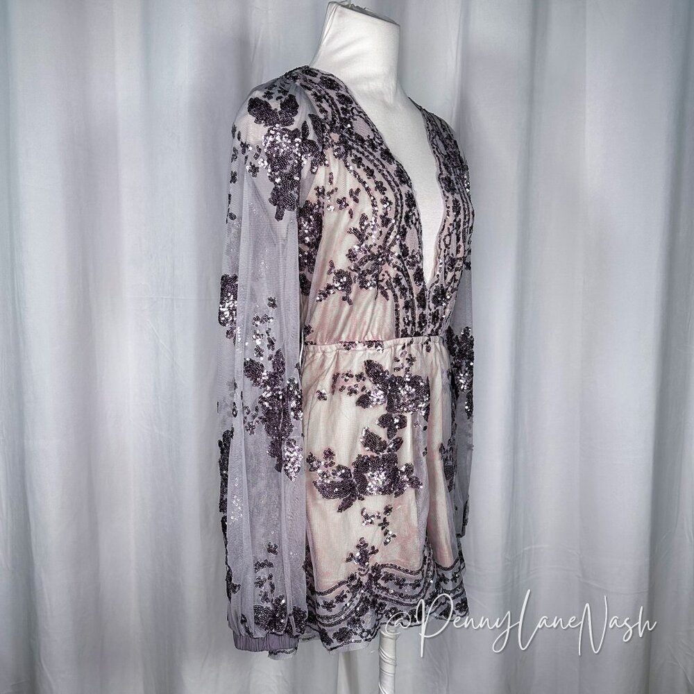 NWT L'Atiste Sheer Sleeve Sequined Deep V Neck Romper Lvander - Picture 3 of 14